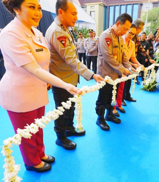 
					Kapolri resmikan pembangunan MBG di Riau