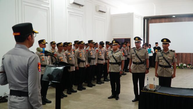 
					Polres Tegal Gelar Sertijab di Aula Tantya Sudhirajati