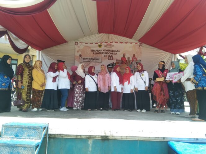 
					Peringati HUT RI ke-80, Desa Ciburayut Gelar Upacara dan Berbagai Kegiatan Meriah di alun-alun Kantor Desa