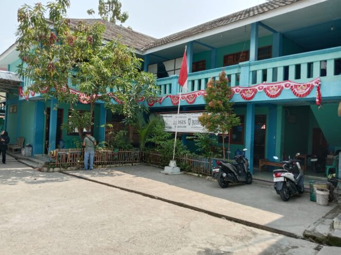 
					SMP Plus Bina Prestasi Terkesan Banyak Masalah Layak Diperiksa.