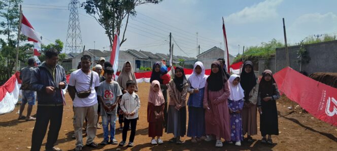 
					Tokoh masyarakat dan RT / RW 02 Desa Ciburuy Gelar Beragam Lomba Satunan Anak Yatim Meriahkan 17 Agustus 2025 Ke 80