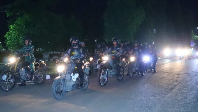 
					Patroli Malam Bersama Forkopimda, Polres Pekalongan Pertegas Komitmen Jaga Keamanan