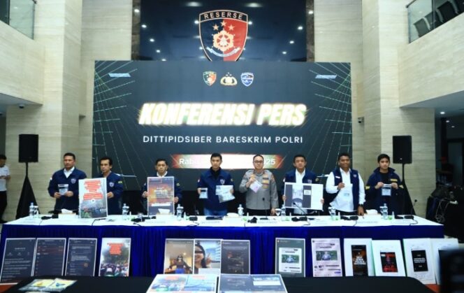 
					Polri Tegas Tindak Akun Provokatif Demi Jaga Stabilitas Nasional