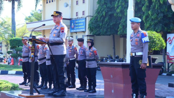 
					Kapolres Pekalongan Pimpin Upacara Hari Olahraga Nasional ke-42