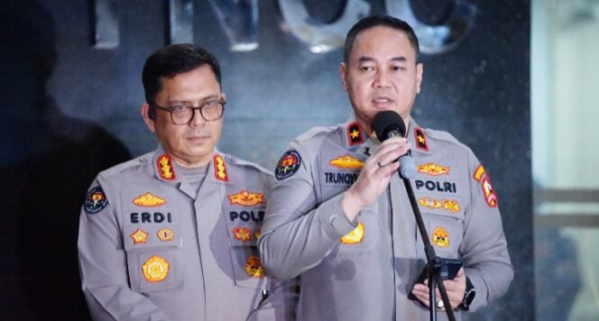 *Mutasi Jabatan Strategis Polri : Ka BIK, Komandan Korps Brimob dan Kapolda serta 60 Personel di Mutasi*