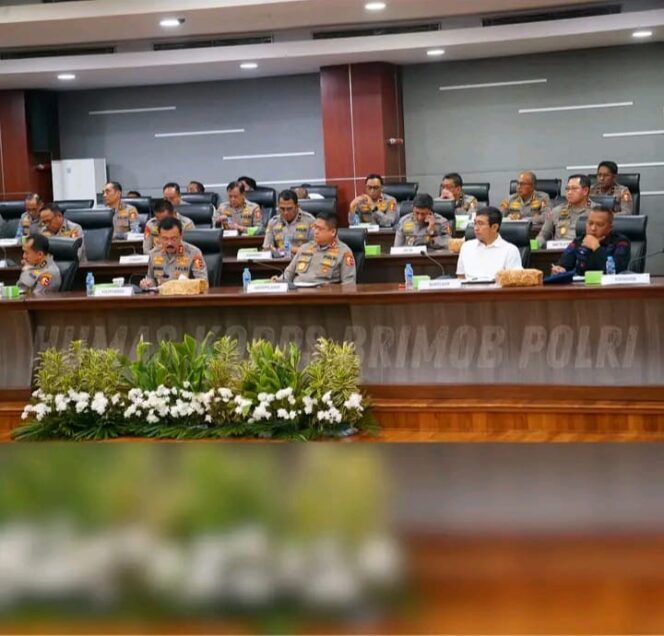 Wadankorbrimob Polri Hadiri Entry Meeting Pemeriksaan BPK RI Semester II Tahun 2025 di Mabes Polri
