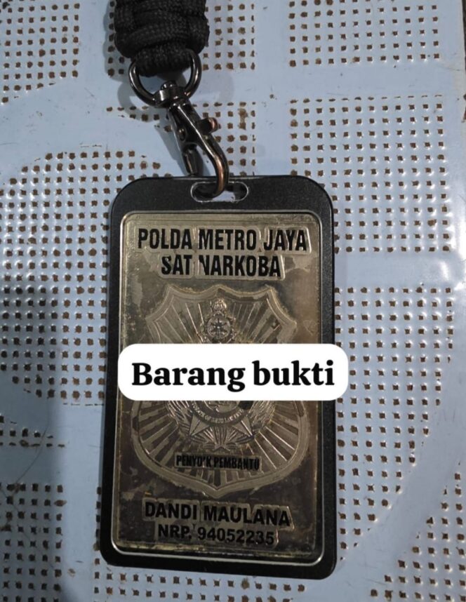 
					Polisi gadungan bawa kabur sepeda motor Ojol