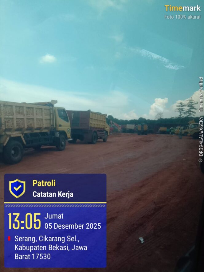 
					Galian C Ilegal di Desa serang kecamatan ci karang selatan Kabupaten Bekasi yang bebas beroperasi tanpa tersentuh pihak Pol PP kabupaten Bekasi.