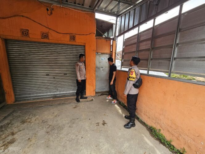 
					Warga Leles Keluhkan, Penindakan Obat Obatan Keras Sejins Tramadol Ilegal Oleh Polsek Leles Dinilai Hanya Formalitas, Tanpa Ada tindakan Serius