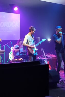 X-Ray Band Ledakan Energi di Bogorock Rock Night, New M Resto Puncak Gadog Bergemuruh