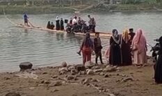 Bertaruh Nyawa di Atas Rakit, Warga Cidadap Minta Pemerintah Segera Bangun Jembatan Gantung