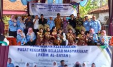 Meriah dan Penuh Haru, PKBM Al-Bayan Lepas Ratusan Lulusan Paket A, B, dan C