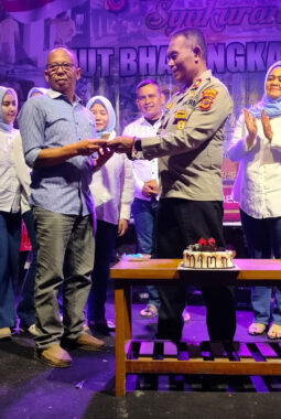 Dari Festival Budaya hingga 10 Medali Emas, Polsek Cibeber Rayakan HUT Bhayangkara ke-80 dengan Prestasi Nasional