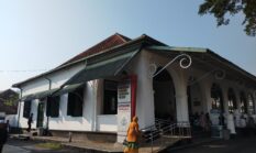 Pengunjung keluhkan kebersihan Museum Geusan Ulun, pengelola diminta lebih peduli