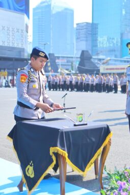 Kapolda Metro Jaya Pimpin Sertijab PJU dan Penyegaran Organisasi Perkuat Pelayanan Masyarakat