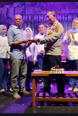 Dari Festival Budaya hingga 10 Medali Emas, Polsek Cibeber Rayakan HUT Bhayangkara ke-80 dengan Prestasi Nasional